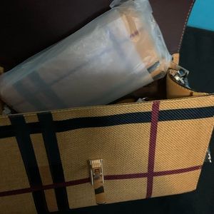 CHECKERED FLIP-LOCK BOX SATCHEL